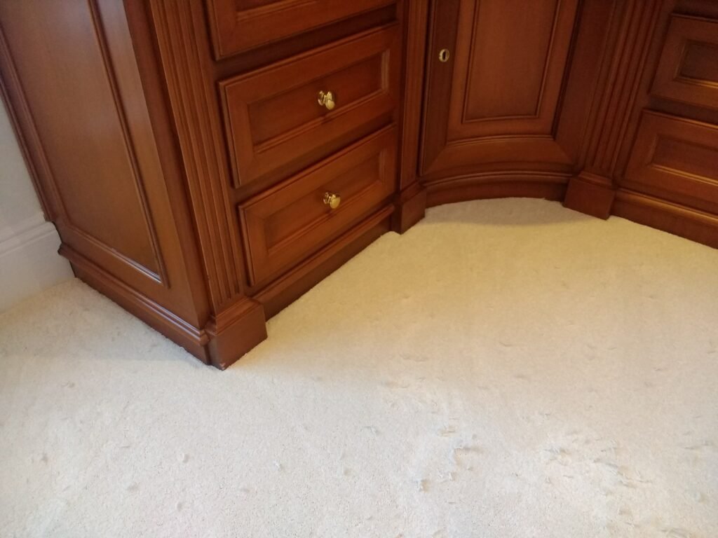 fitted carpets